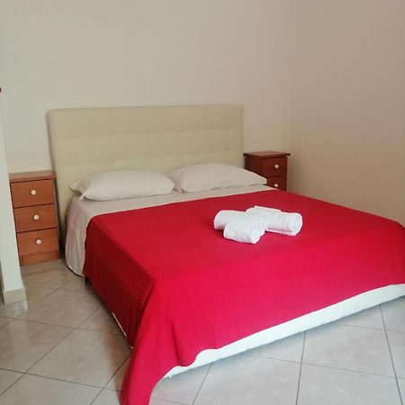 Apartment In Front Of The Train Station! Firenze Esterno foto